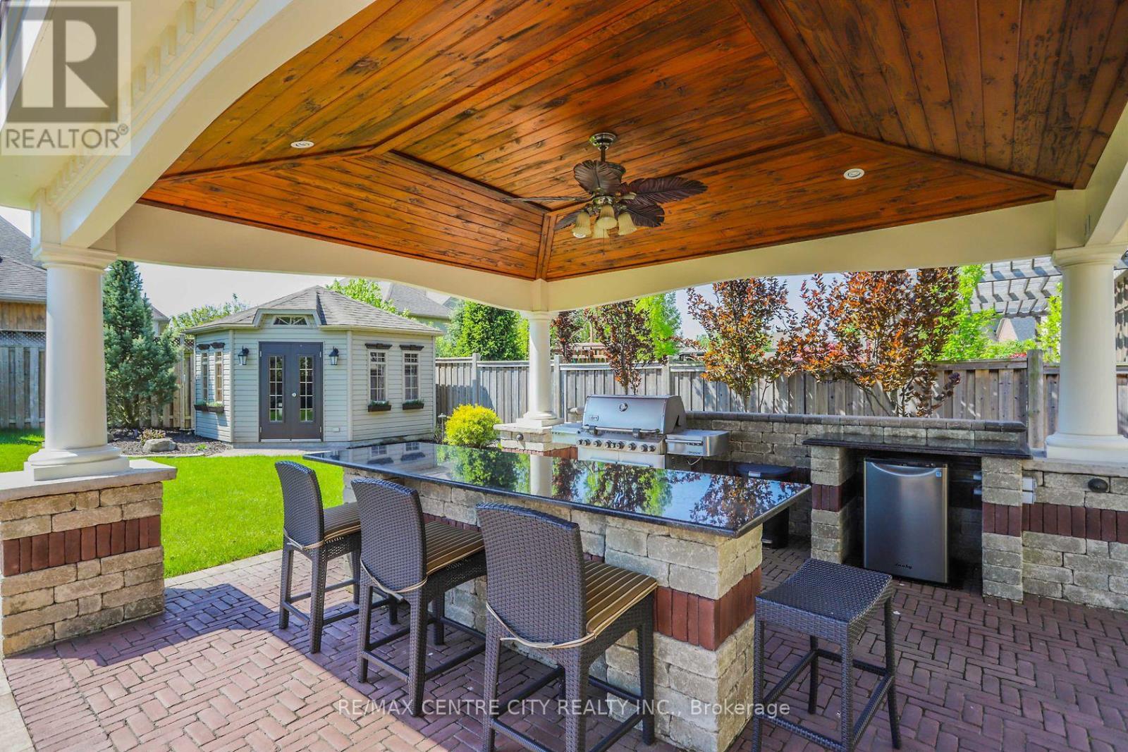 458 Eagletrace Drive, London North (North R), Ontario  N6G 0E7 - Photo 5 - X12145624