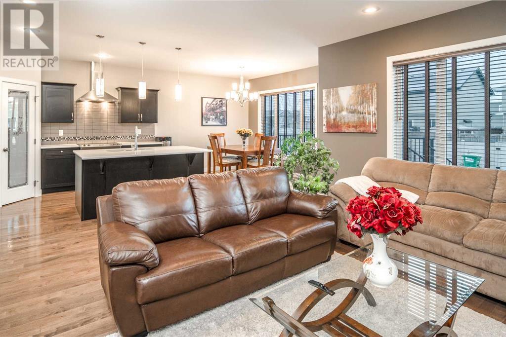 Property at 17 Thomas Place image 5