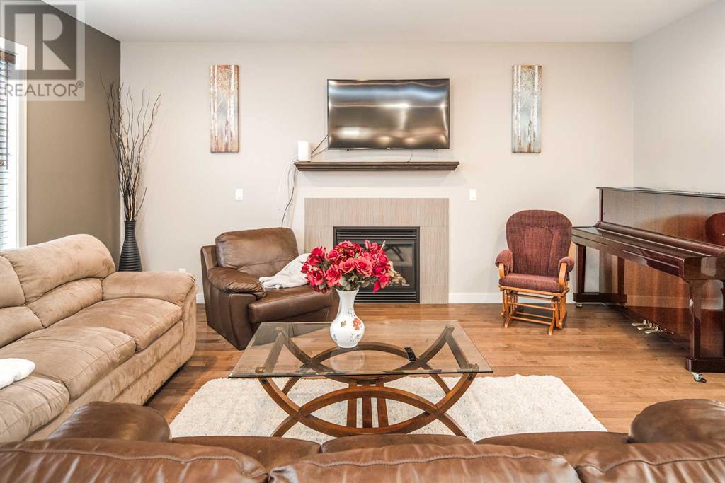 Property at 17 Thomas Place image 4