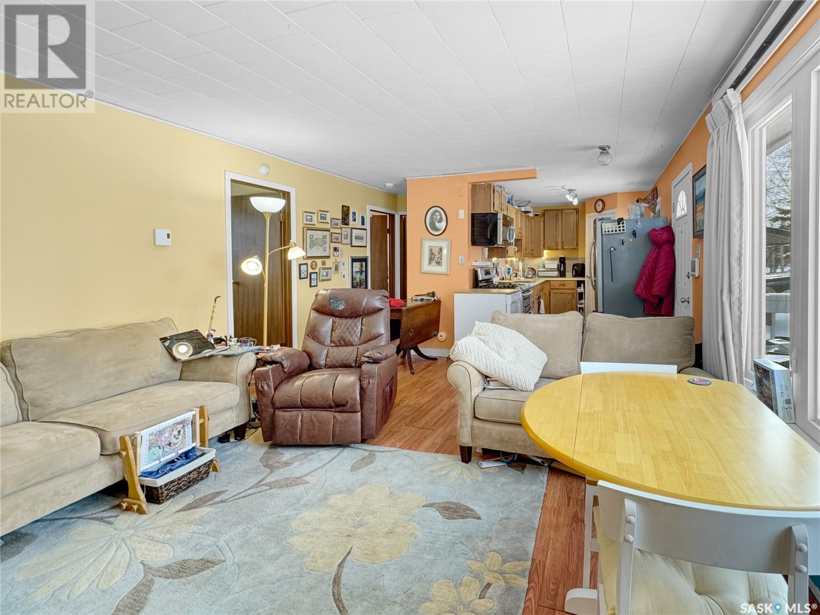 9162 Donald Crescent, Cochin, Saskatchewan  S0M 0L0 - Photo 5 - SK998956