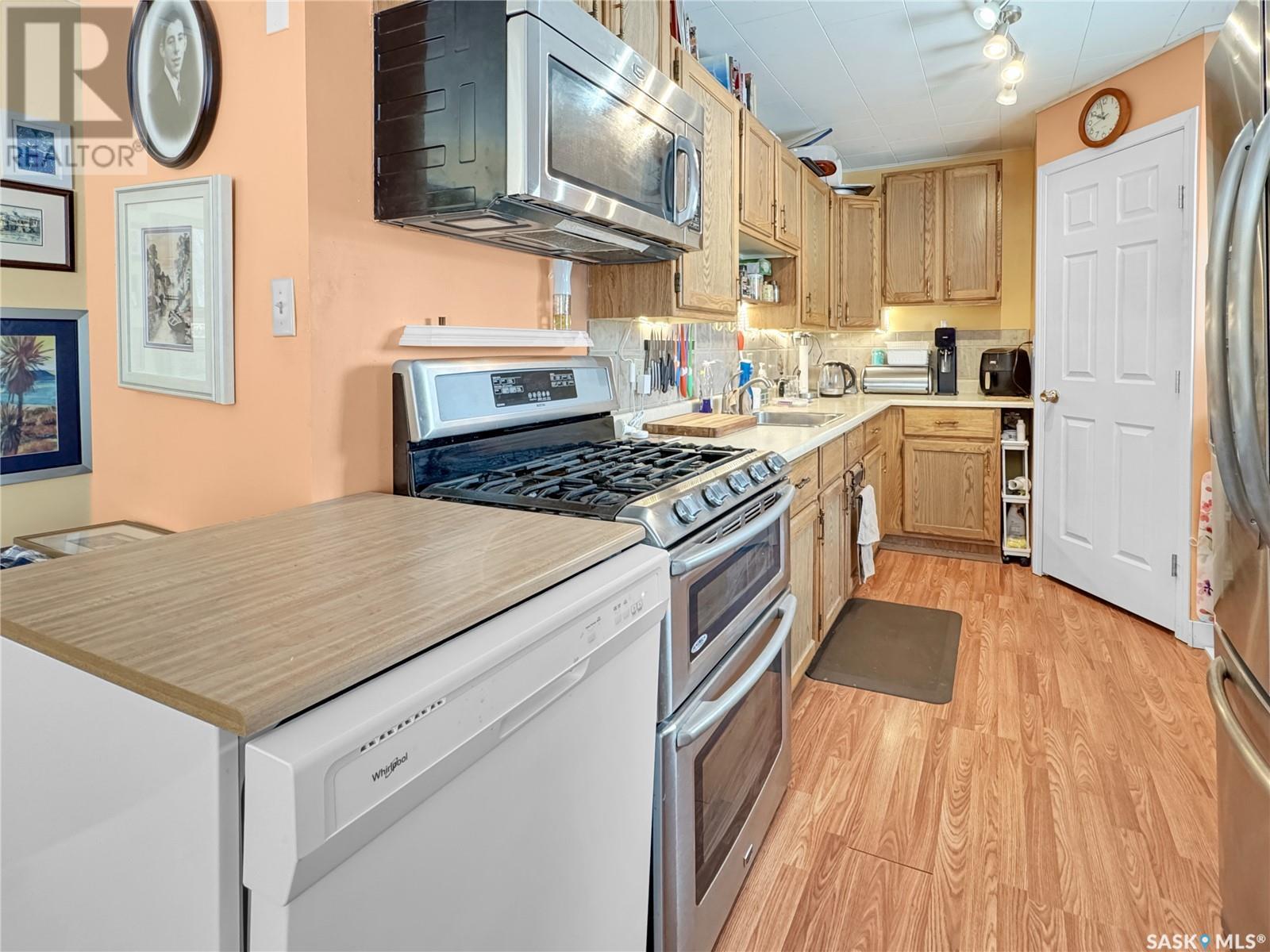 9162 Donald Crescent, Cochin, Saskatchewan  S0M 0L0 - Photo 7 - SK998956