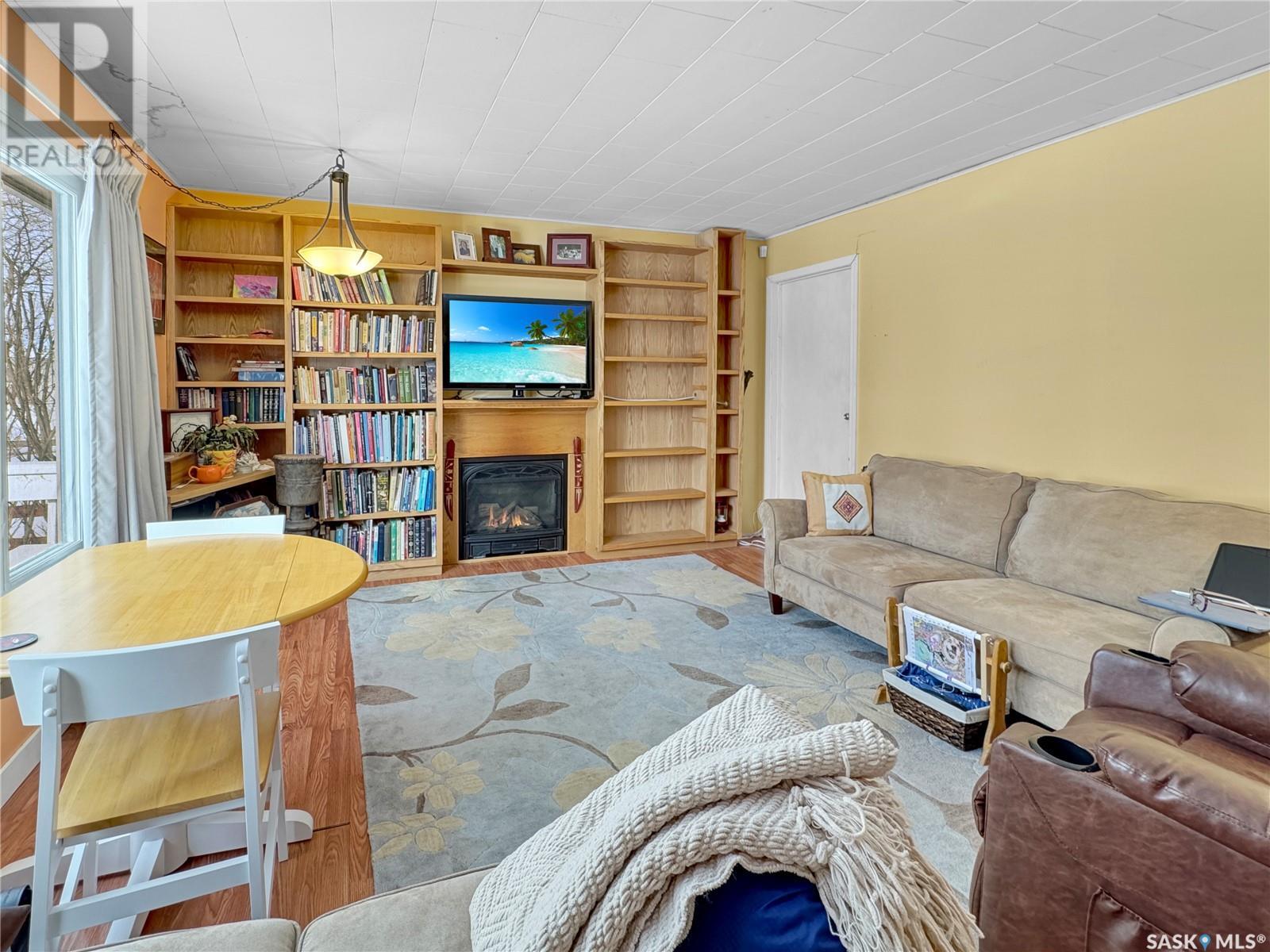 9162 Donald Crescent, Cochin, Saskatchewan  S0M 0L0 - Photo 3 - SK998956