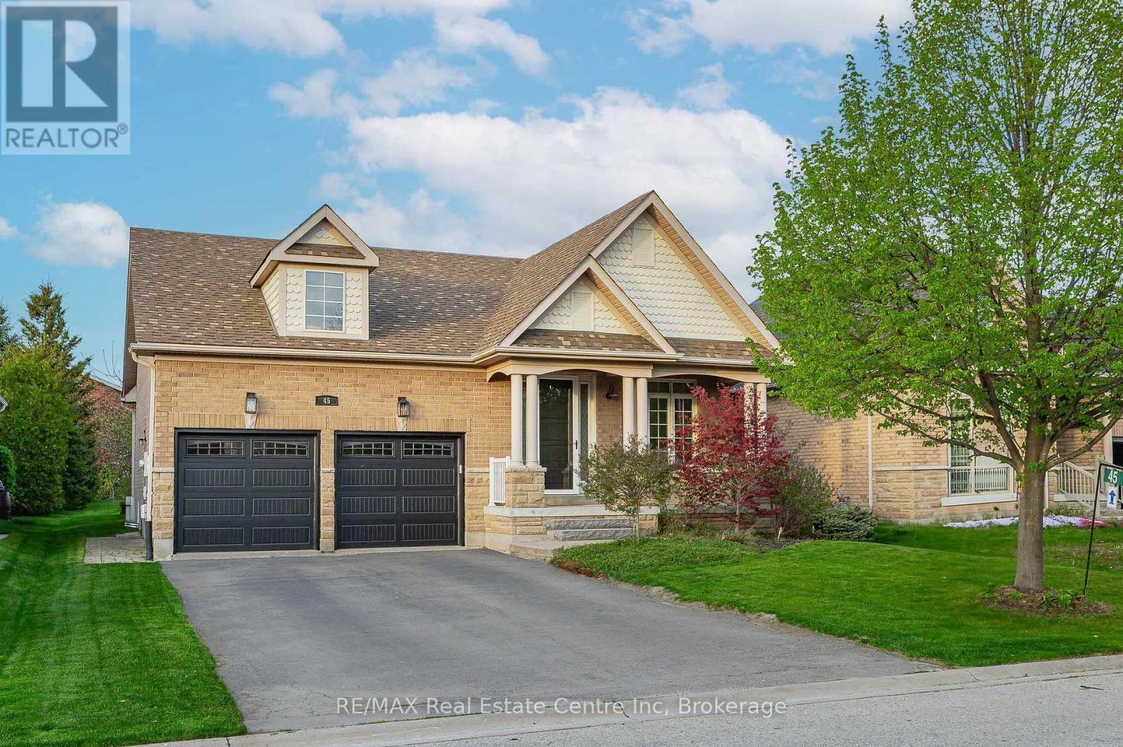 45 ABERFOYLE MILL CRESCENT, Puslinch, Ontario
