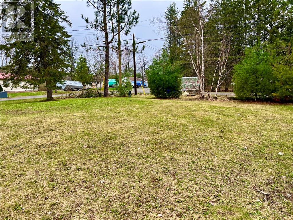 124 D Clouthier Road, St. Charles, Ontario  P0M 2W0 - Photo 17 - 2122117