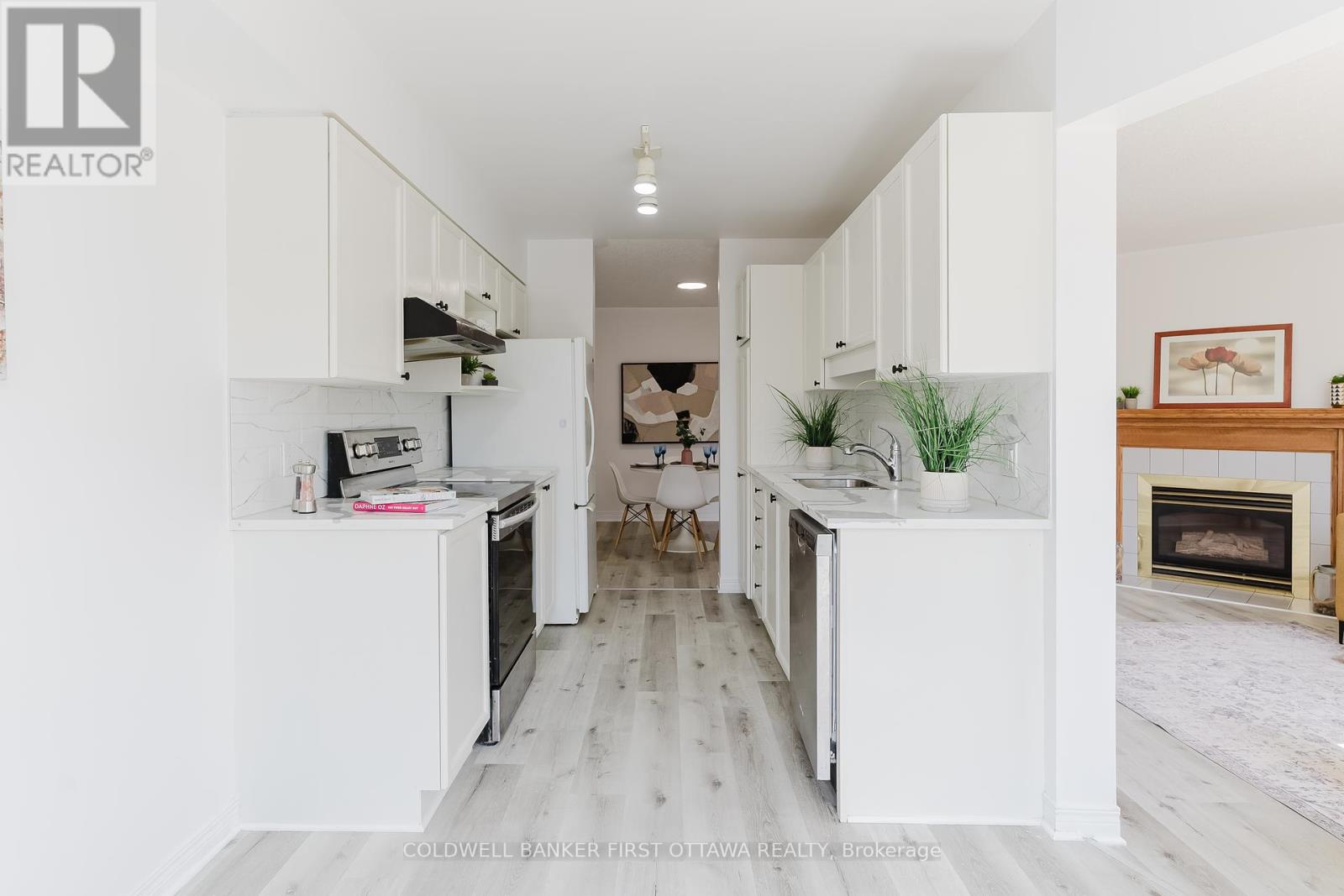 204 Windhurst Drive, Ottawa, Ontario  K2G 6H9 - Photo 9 - X12145636