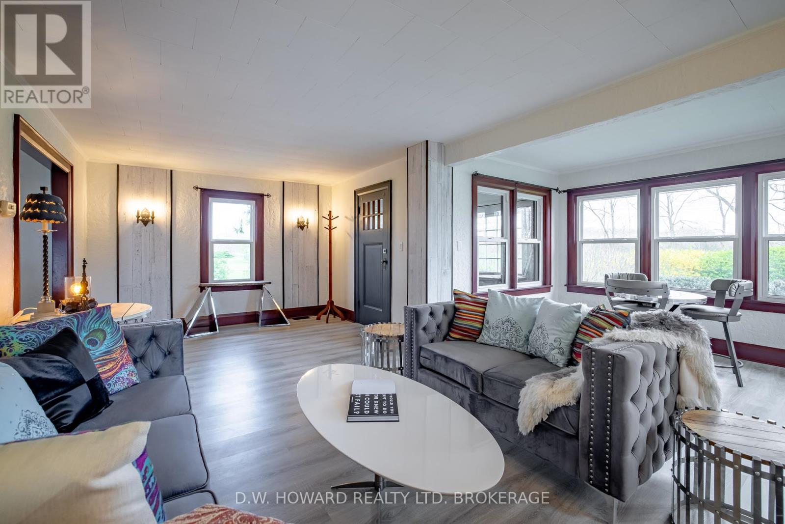 231 Pt Abino Road S, Fort Erie (Point Abino), Ontario  L0S 1N0 - Photo 8 - X12145712