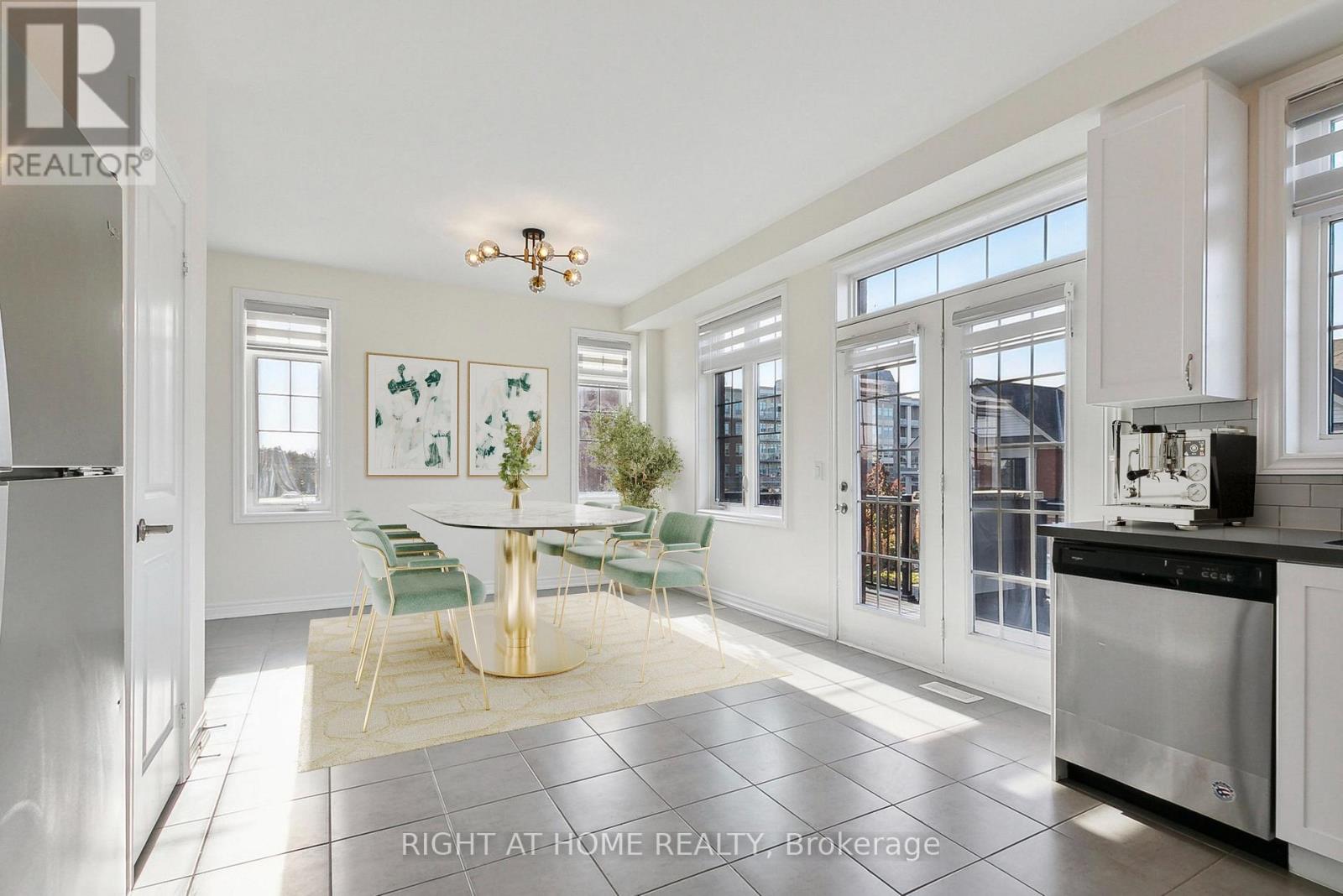 Property at 17 WANDERING WAY image 5
