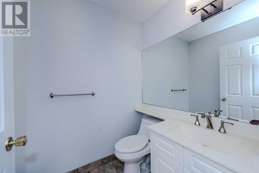 307 Hamptons Mews Nw, Calgary, Alberta  T3A 5B2 - Photo 15 - A2216941