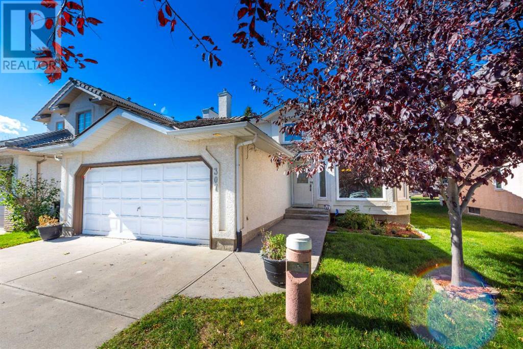 307 Hamptons Mews Nw, Calgary, Alberta  T3A 5B2 - Photo 1 - A2216941