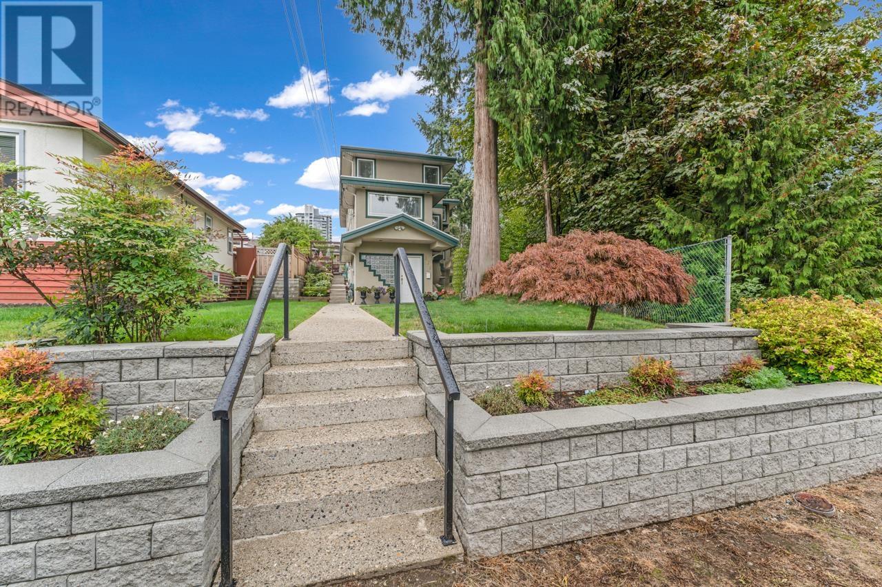 969 Madore Avenue, Coquitlam, British Columbia  V3K 3B4 - Photo 1 - R3002275
