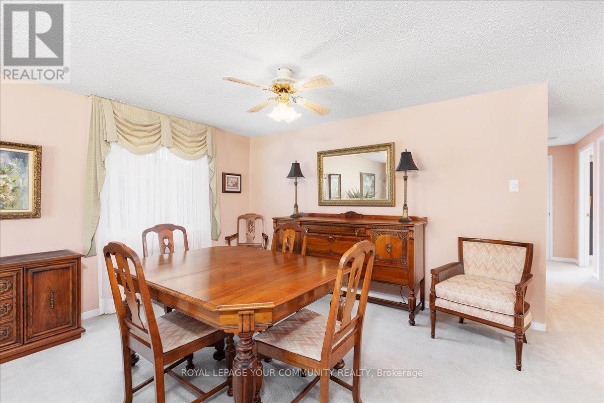4 Wells Crescent, Barrie, Ontario  L4N 5W5 - Photo 7 - S12145562