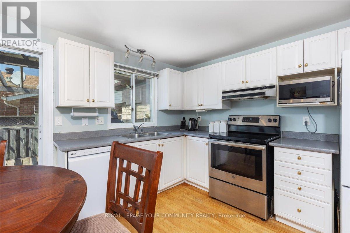 4 Wells Crescent, Barrie, Ontario  L4N 5W5 - Photo 12 - S12145562