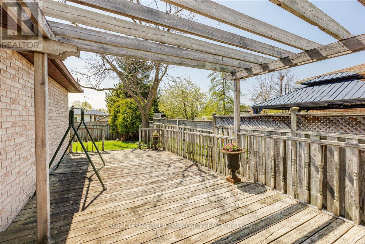 4 Wells Crescent, Barrie, Ontario  L4N 5W5 - Photo 28 - S12145562