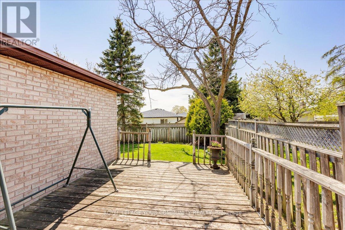 4 Wells Crescent, Barrie, Ontario  L4N 5W5 - Photo 29 - S12145562