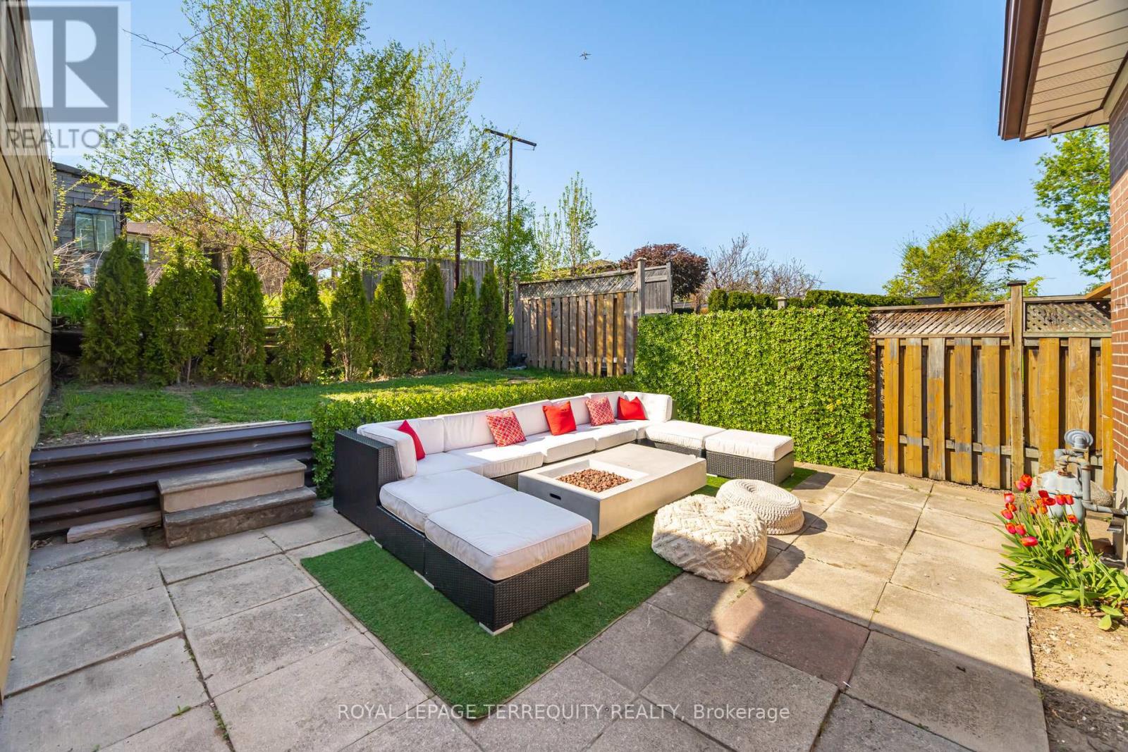 22 Dellbrook Crescent, Toronto, Ontario  M9L 1E2 - Photo 44 - W12145546