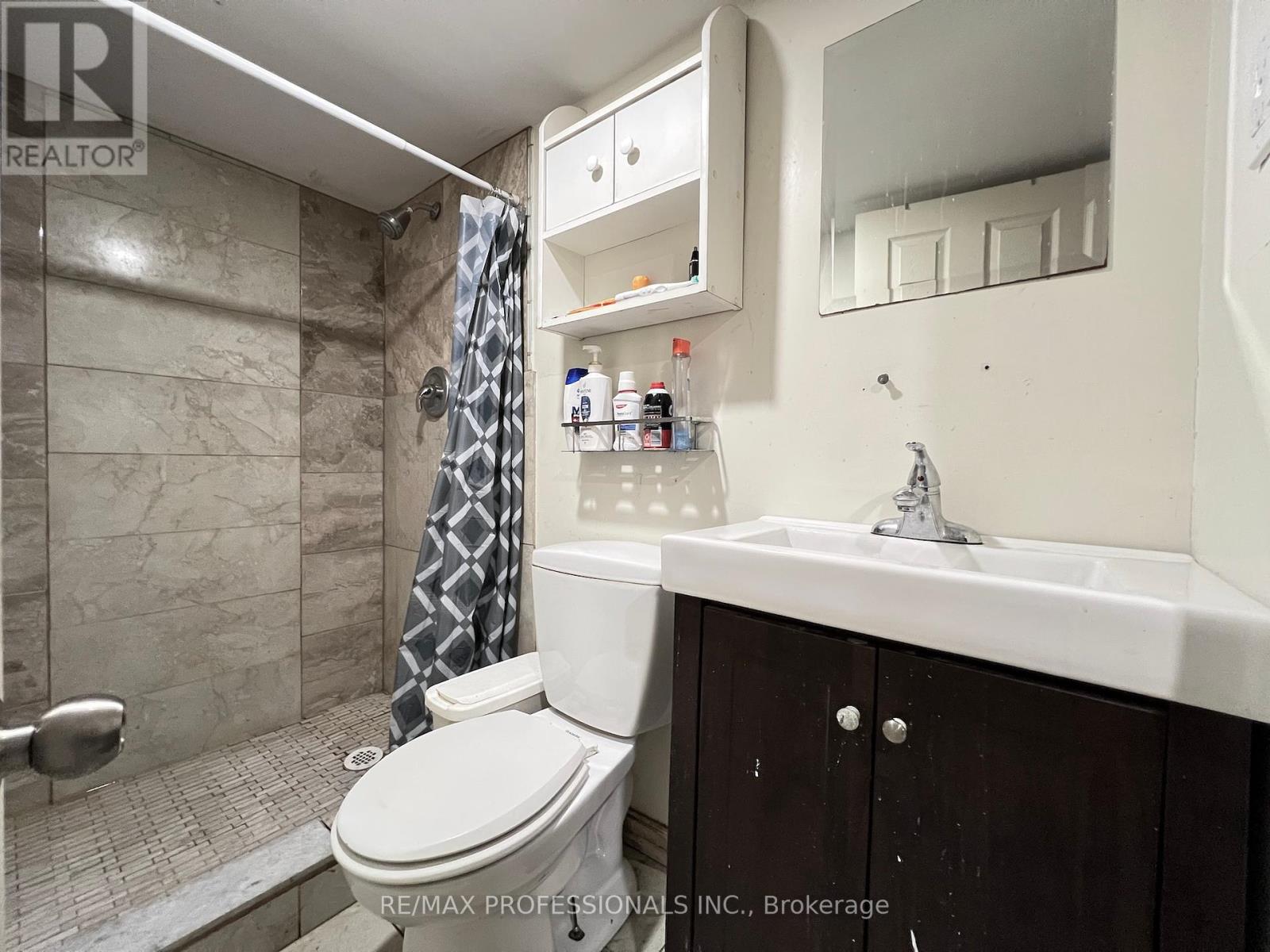 4 Locust Street, Toronto, Ontario  M6M 4N2 - Photo 24 - W12145584