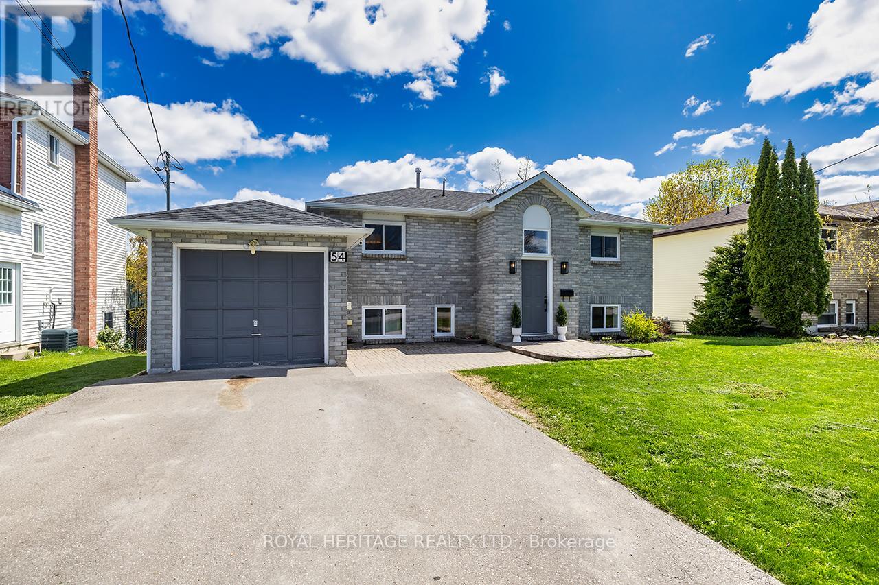 54 CHAMPLAIN BOULEVARD, Kawartha Lakes, Ontario