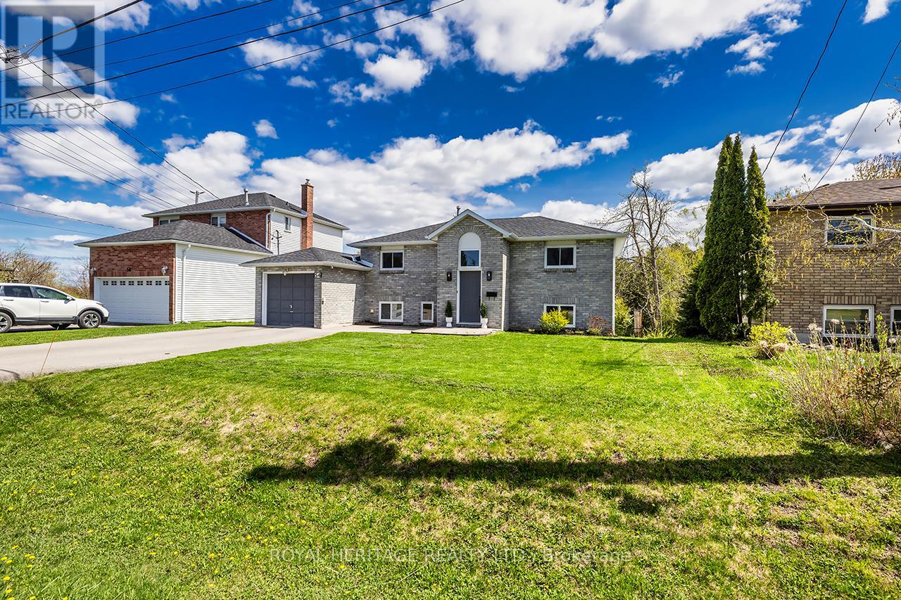 54 Champlain Boulevard, Kawartha Lakes (Lindsay), Ontario  K9V 4R1 - Photo 2 - X12145552