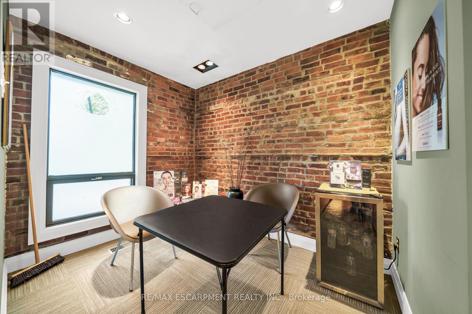 199 Macnab Street S, Hamilton, Ontario  L8P 3C8 - Photo 26 - X12145569