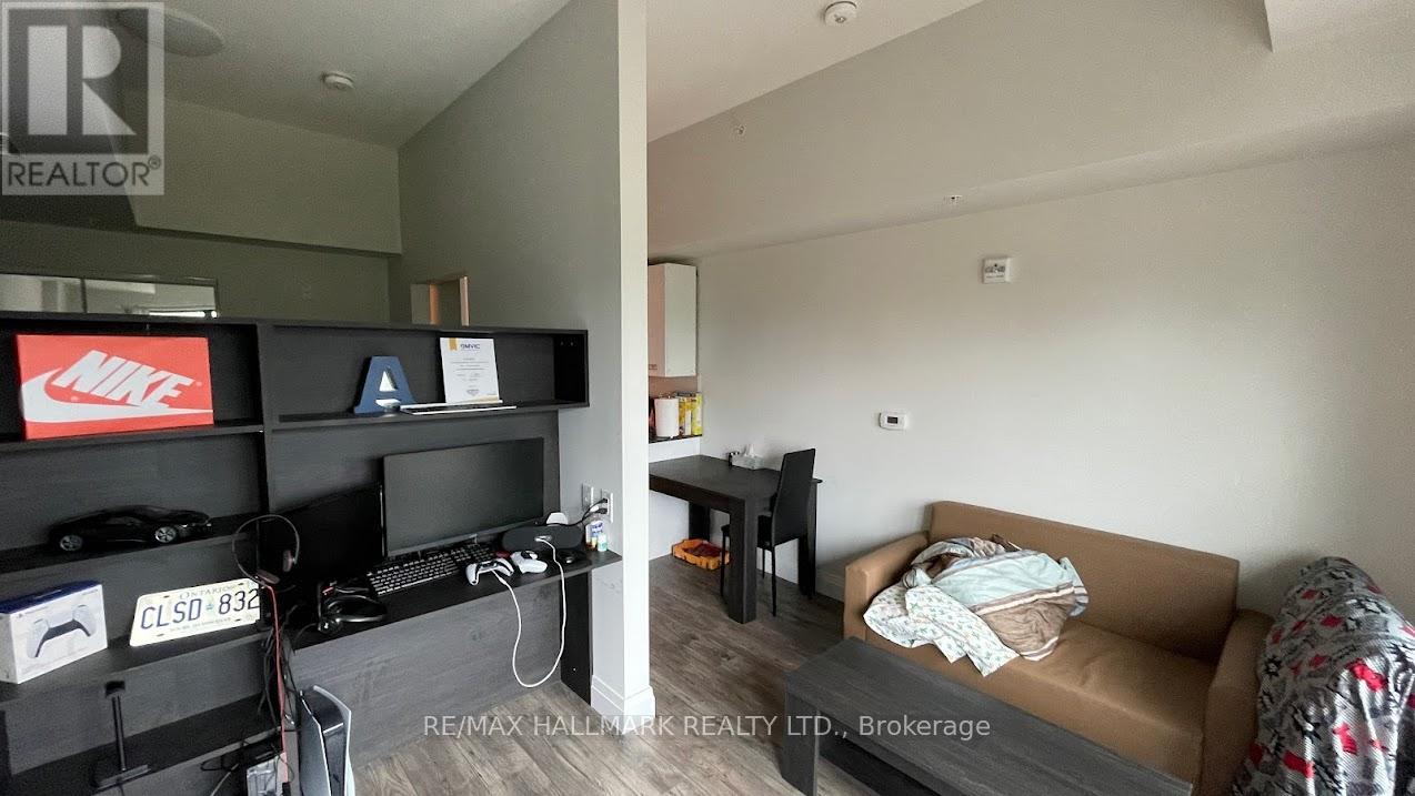 405 - 652 Princess Street, Kingston, Ontario  K7L 1E5 - Photo 2 - X12145595