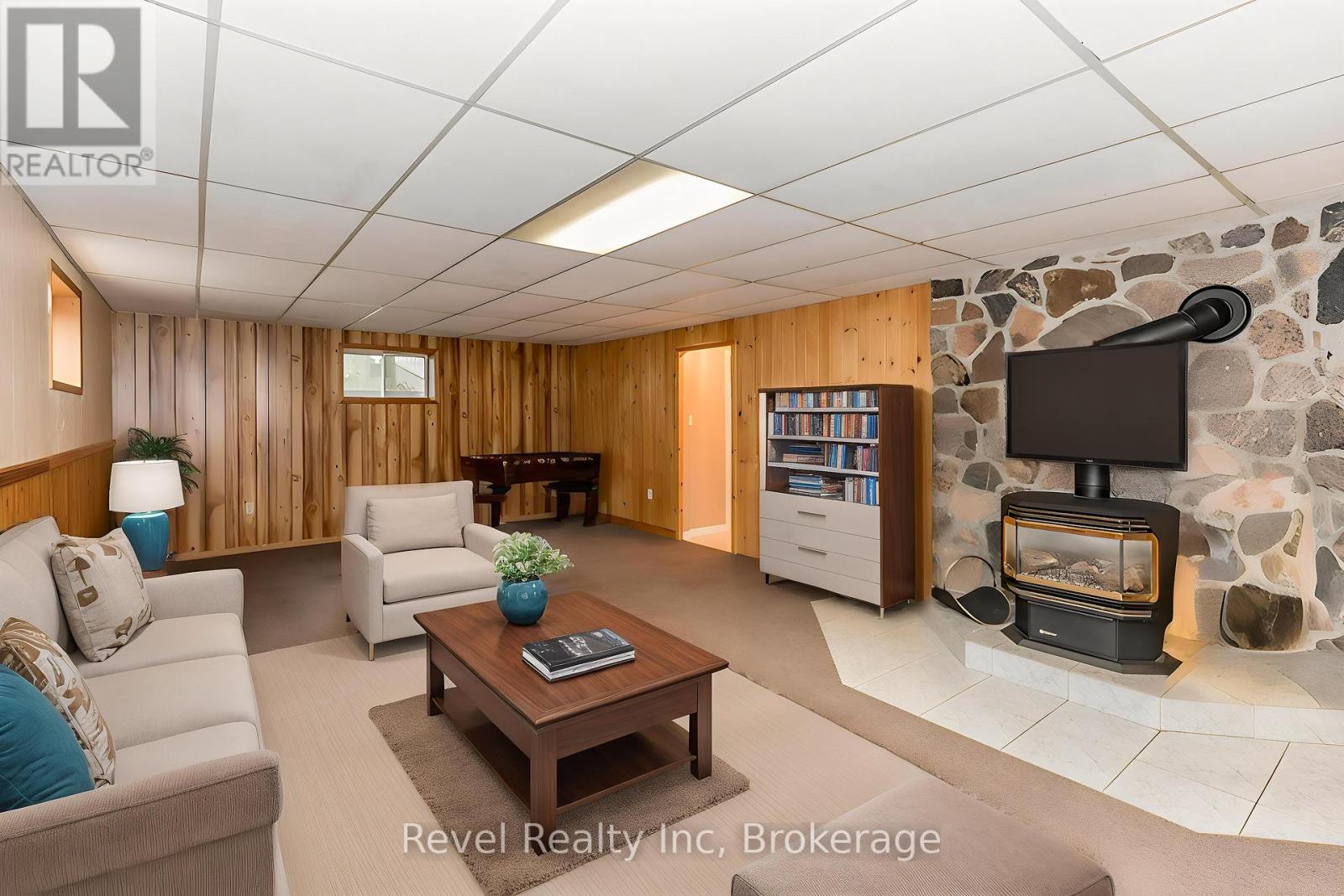 1710 Golf Link Road, Tiny, Ontario  L0L 2J0 - Photo 15 - S12145366