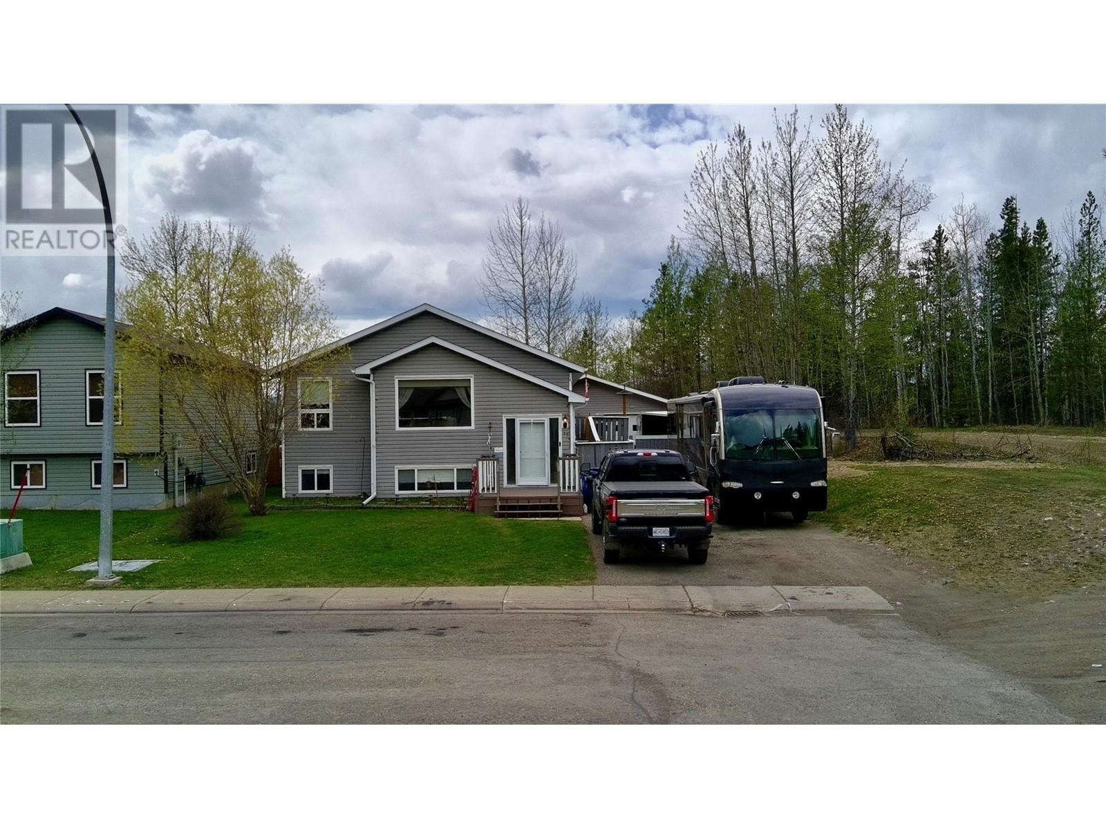 Property at 77 Wolverine Avenue image 1