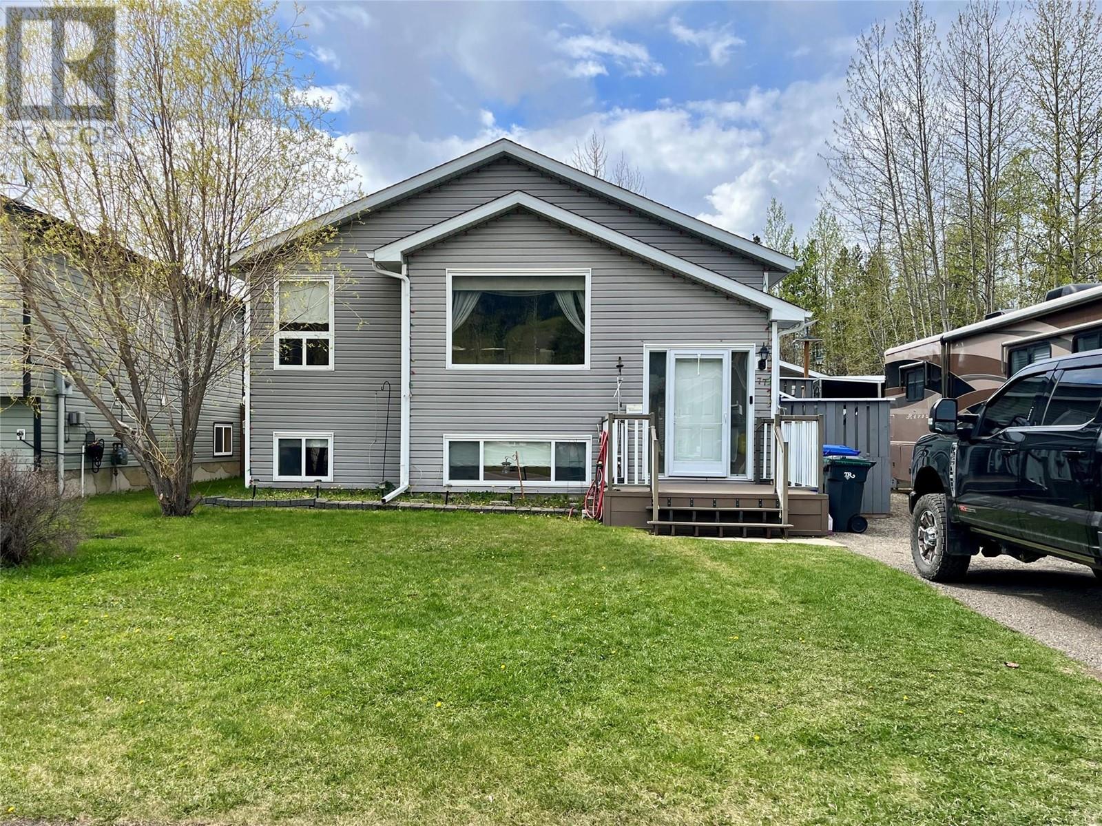 Property at 77 Wolverine Avenue image 3