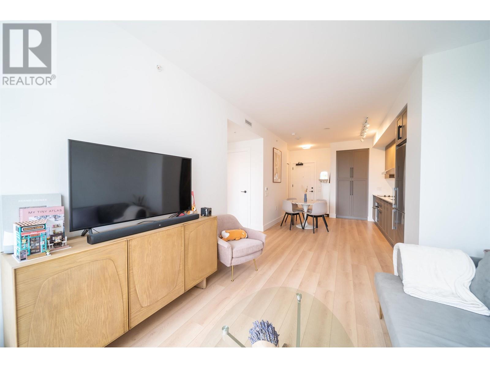 509 8750 University Crescent, Burnaby, British Columbia  V5A 0G9 - Photo 2 - R3002330