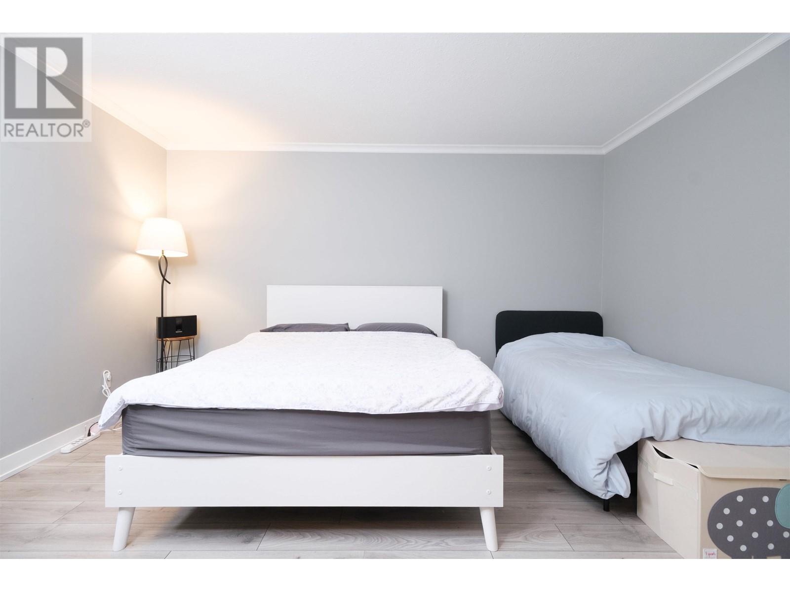 1151 Montroyal Boulevard, North Vancouver, British Columbia  V7R 2H8 - Photo 13 - R3002351