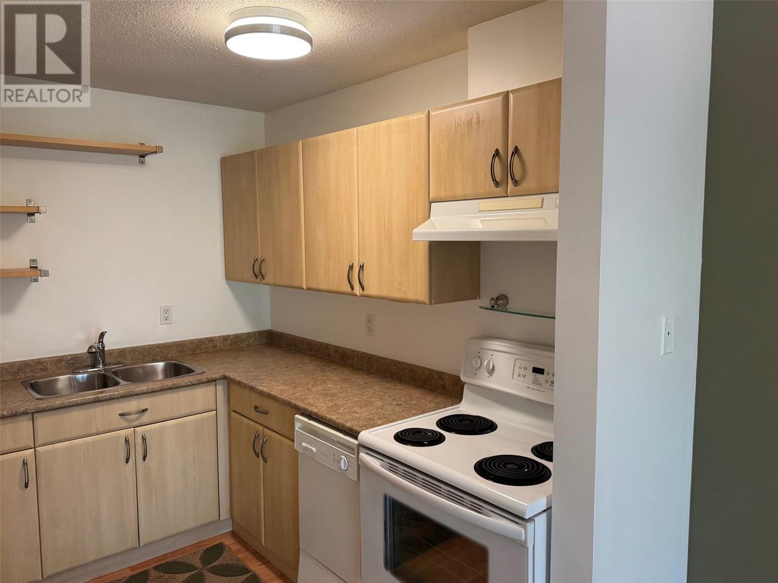 Property at 1221 Hugh Allen Drive Unit# 20 image 4