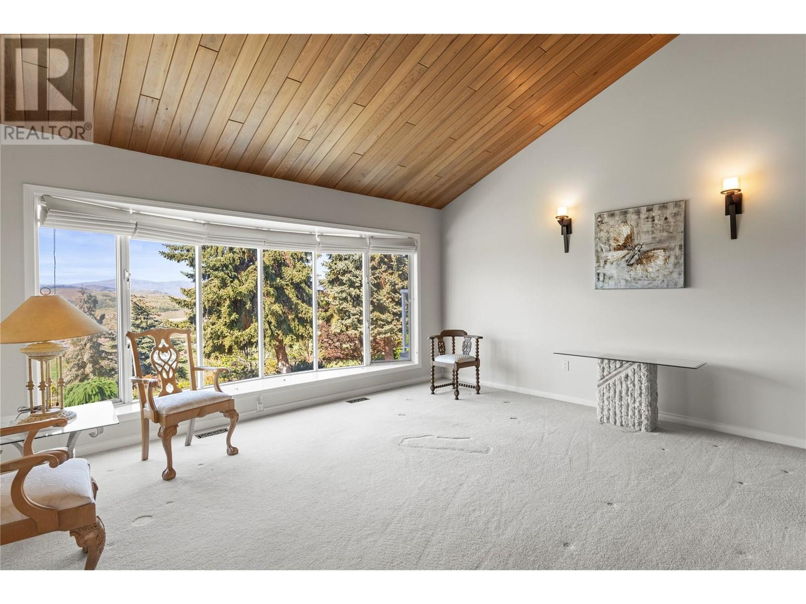 Property at 626 Upland Drive image 3