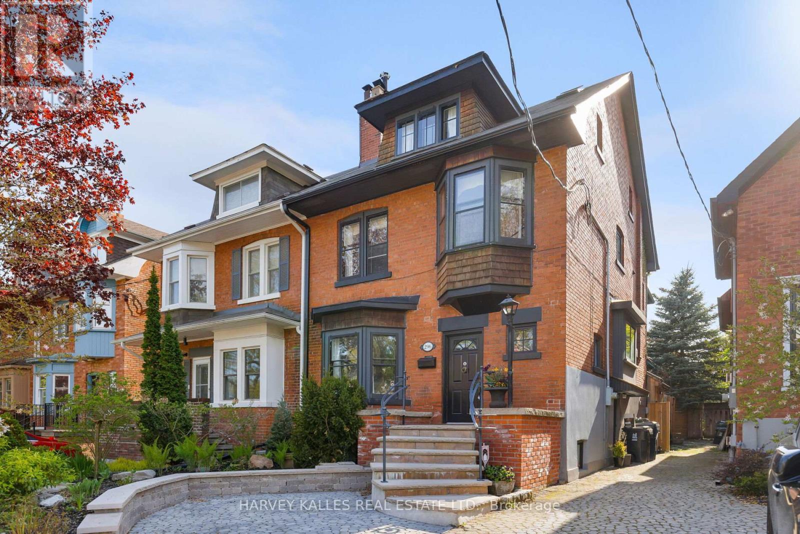 296 GLEN ROAD, Toronto, Ontario