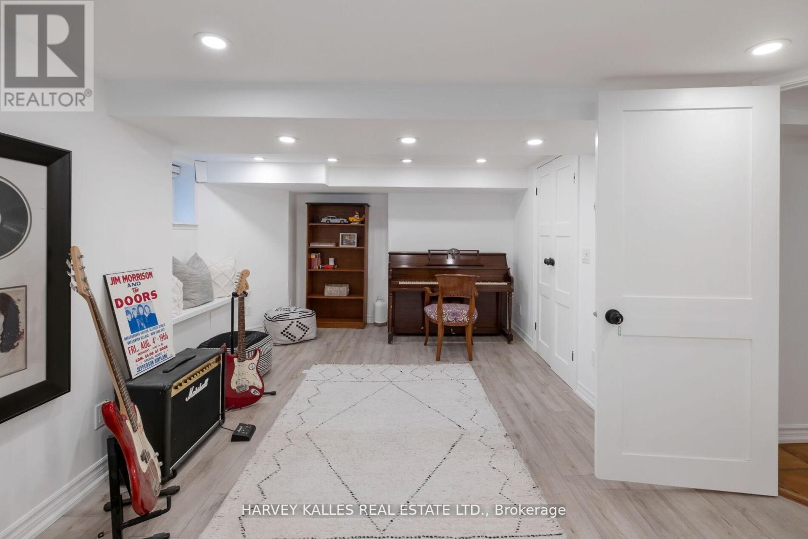 296 Glen Road, Toronto, Ontario  M4W 2X3 - Photo 39 - C12145601