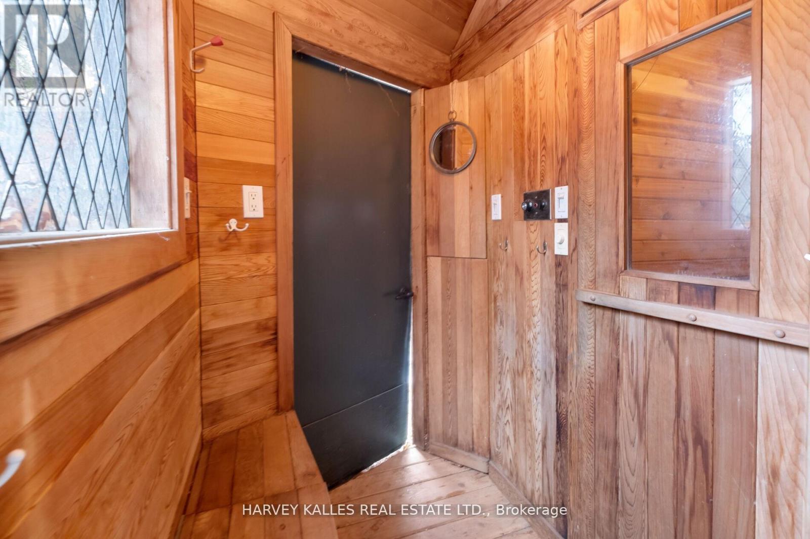 296 Glen Road, Toronto, Ontario  M4W 2X3 - Photo 41 - C12145601