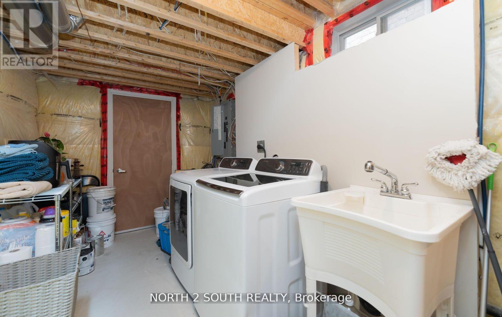 Bsmt - 11 Wingstem Court, Toronto, Ontario  M3H 5E4 - Photo 14 - C12145627