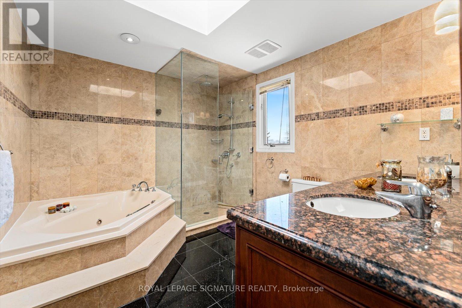 89 Risebrough Avenue, Toronto, Ontario  M2M 2E2 - Photo 22 - C12145629