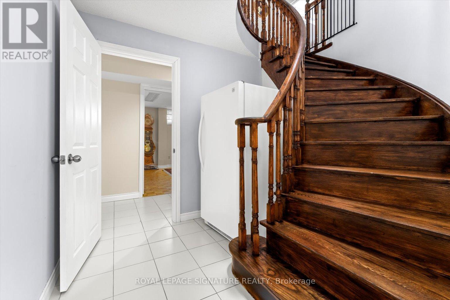 89 Risebrough Avenue, Toronto, Ontario  M2M 2E2 - Photo 32 - C12145629