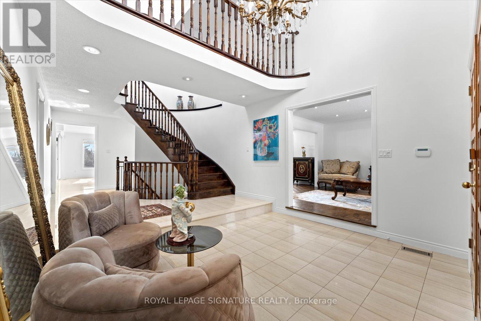 89 Risebrough Avenue, Toronto, Ontario  M2M 2E2 - Photo 4 - C12145629