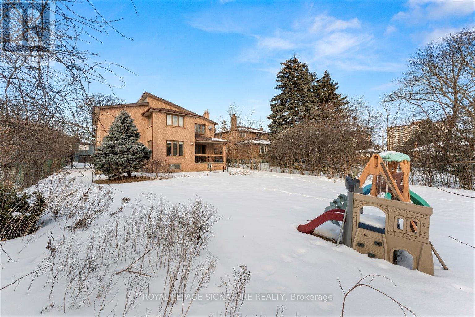 89 Risebrough Avenue, Toronto, Ontario  M2M 2E2 - Photo 45 - C12145629