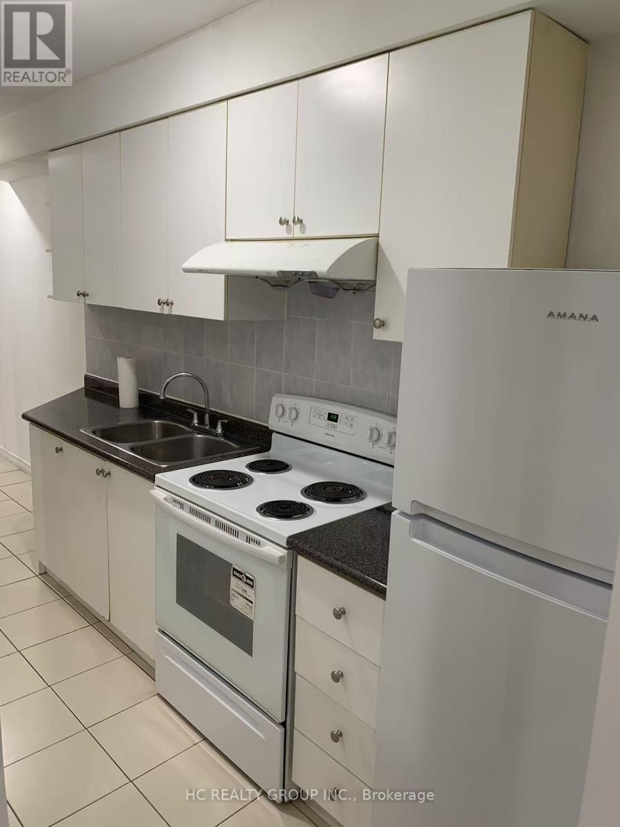 562 Bathurst Street, Toronto, Ontario  M5S 2P9 - Photo 6 - C12145634