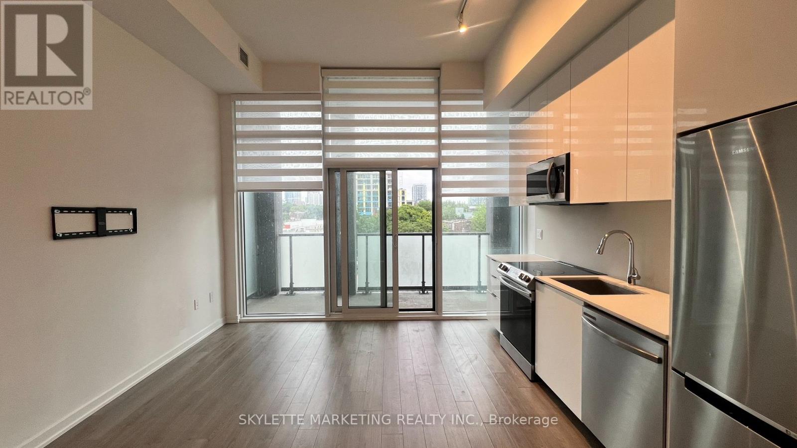 425 - 50 Power Street, Toronto, Ontario  M5A 0V3 - Photo 5 - C12145657