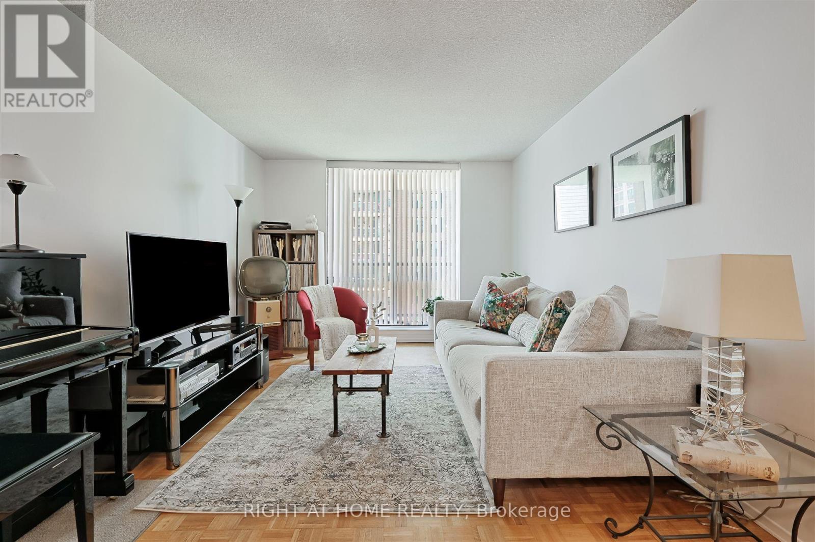 804 - 250 JARVIS STREET, Toronto, Ontario