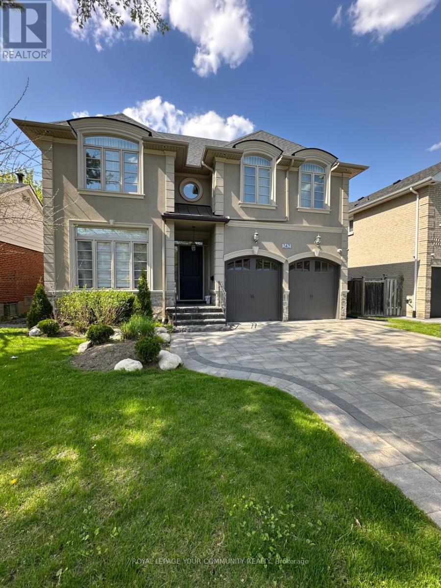 242 CONNAUGHT AVENUE, Toronto, Ontario