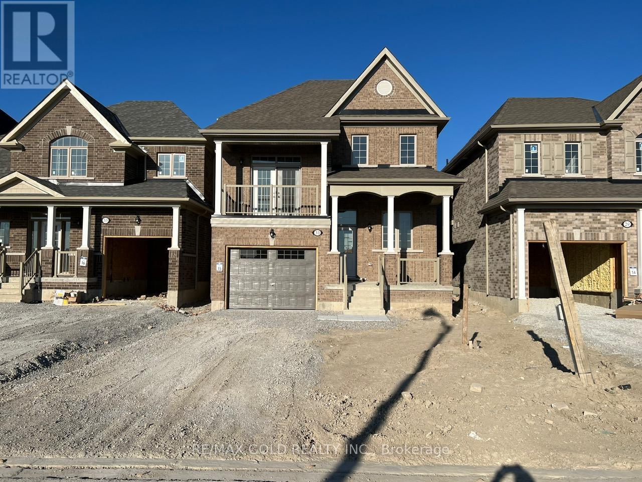 31 LAWRENCE D. PRIDHAM AVENUE, New Tecumseth, Ontario
