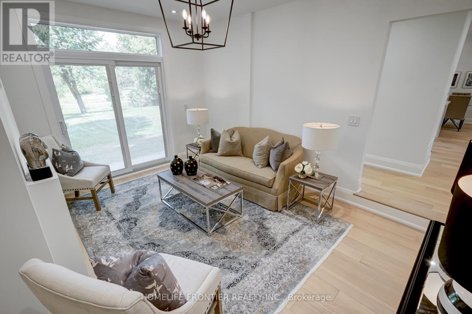 68 Shannon Road, East Gwillimbury, Ontario  L0G 1M0 - Photo 13 - N12145682