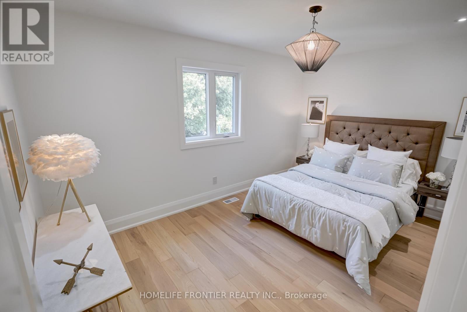 68 Shannon Road, East Gwillimbury, Ontario  L0G 1M0 - Photo 20 - N12145682