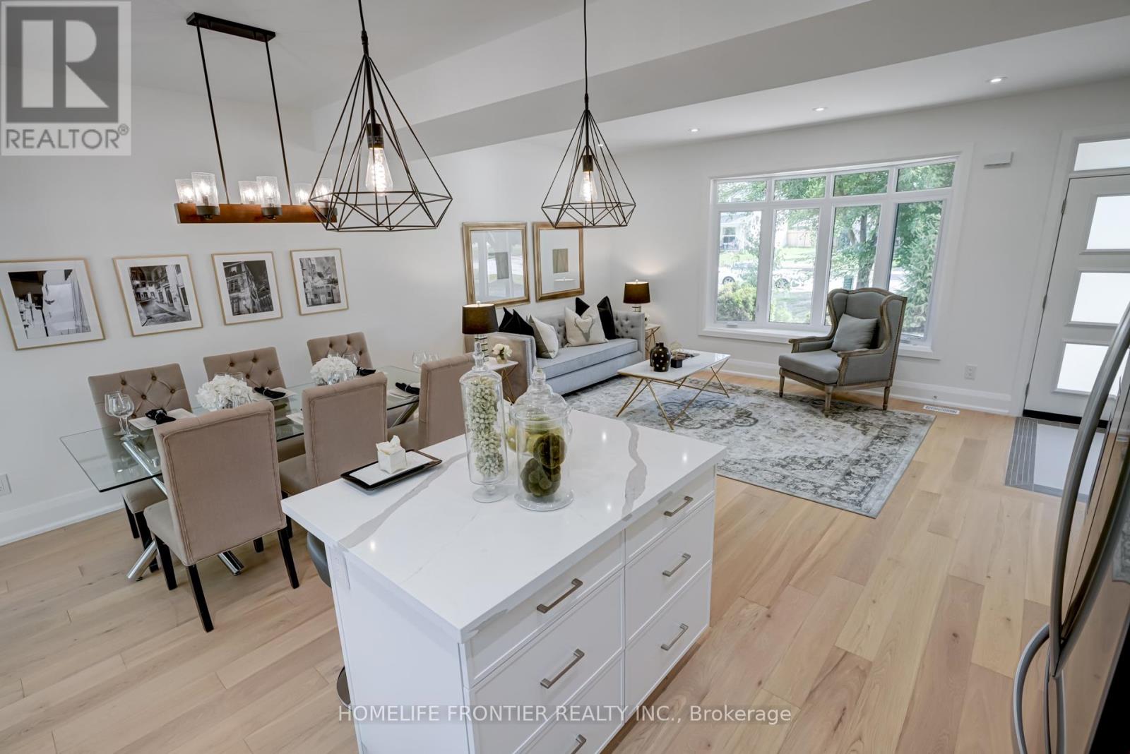 68 Shannon Road, East Gwillimbury, Ontario  L0G 1M0 - Photo 8 - N12145682