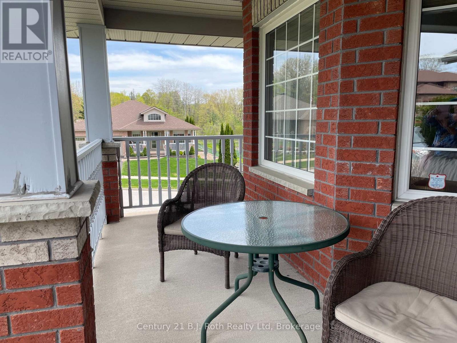 Property at 94 MARIA STREET image 5