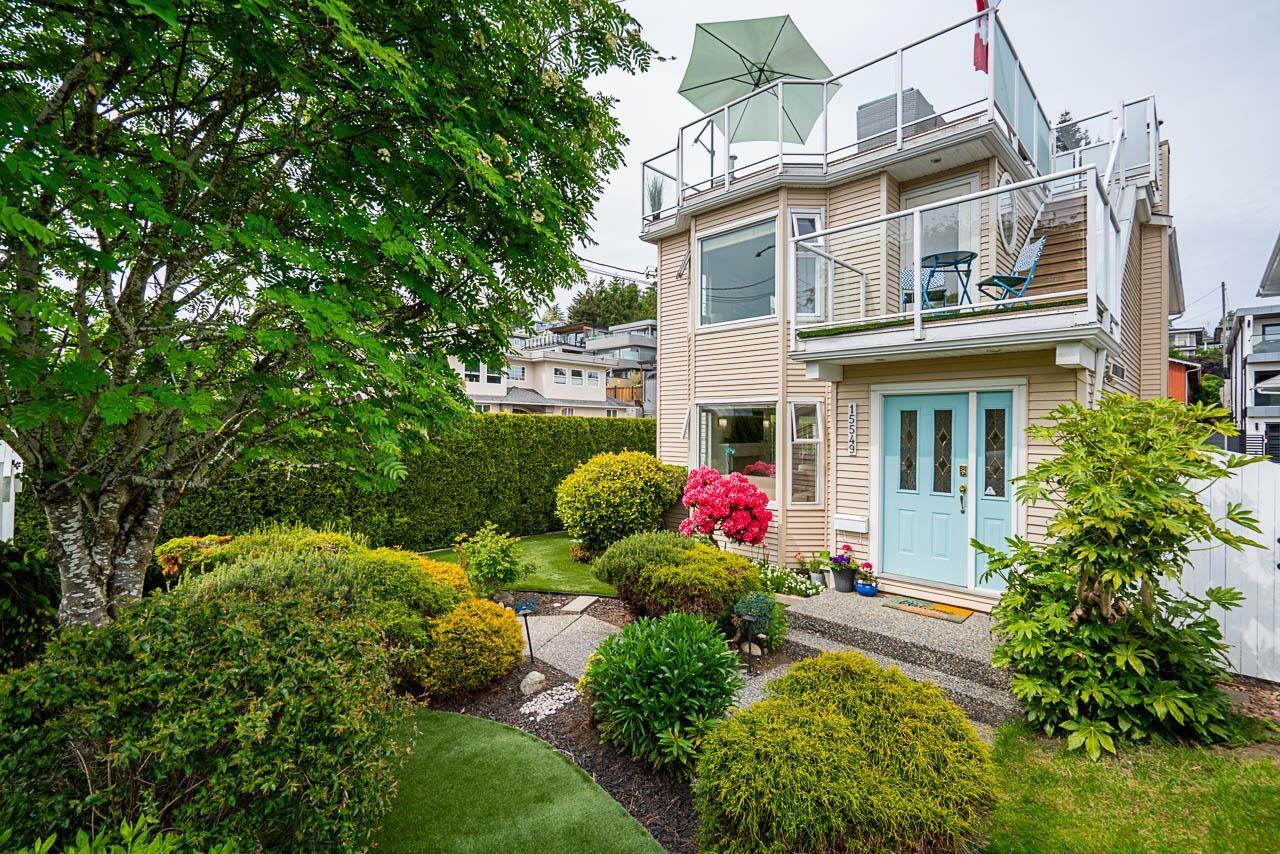 15549 Victoria Avenue, White Rock, British Columbia  V4B 1H8 - Photo 1 - R3002213