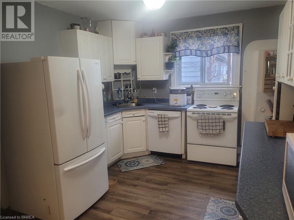 Property at 458 ST PAUL Avenue image 4